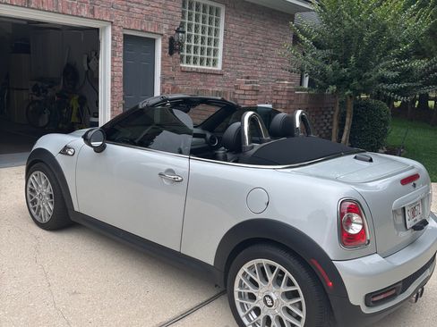 Used 2014 MINI Cooper Roadster S FWD image 8