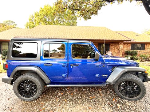 Used 2020 Jeep Wrangler Unlimited Sport S image 12