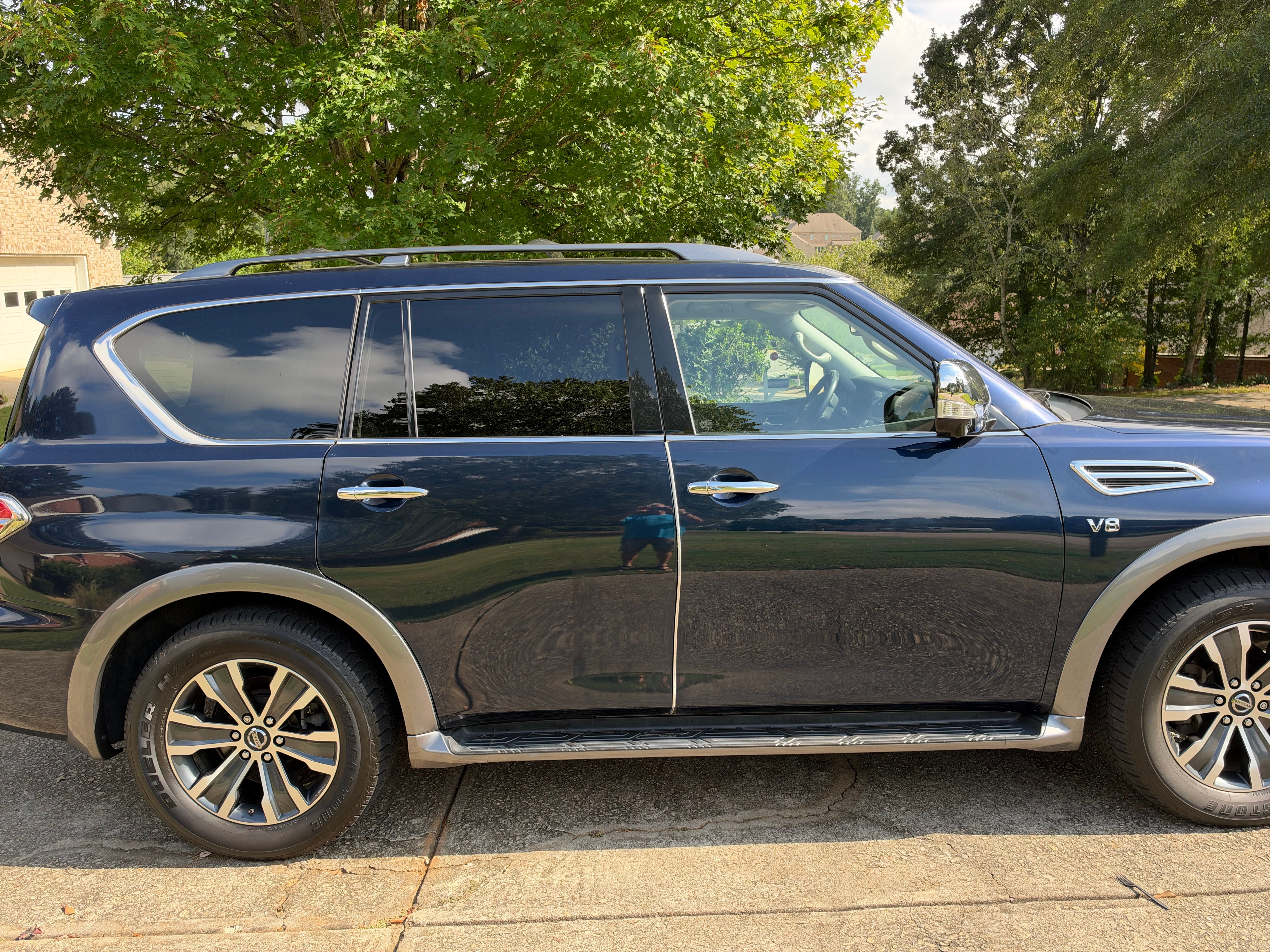 Used 2020 Nissan Armada SL w/ Premium Package AWD/4WD image 1