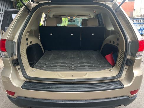 Used 2014 Jeep Grand Cherokee Laredo w/ Quick Order Package 23E image 8