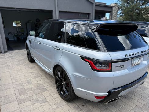 Used 2022 Land Rover Range Rover Sport HST AWD/4WD image 5