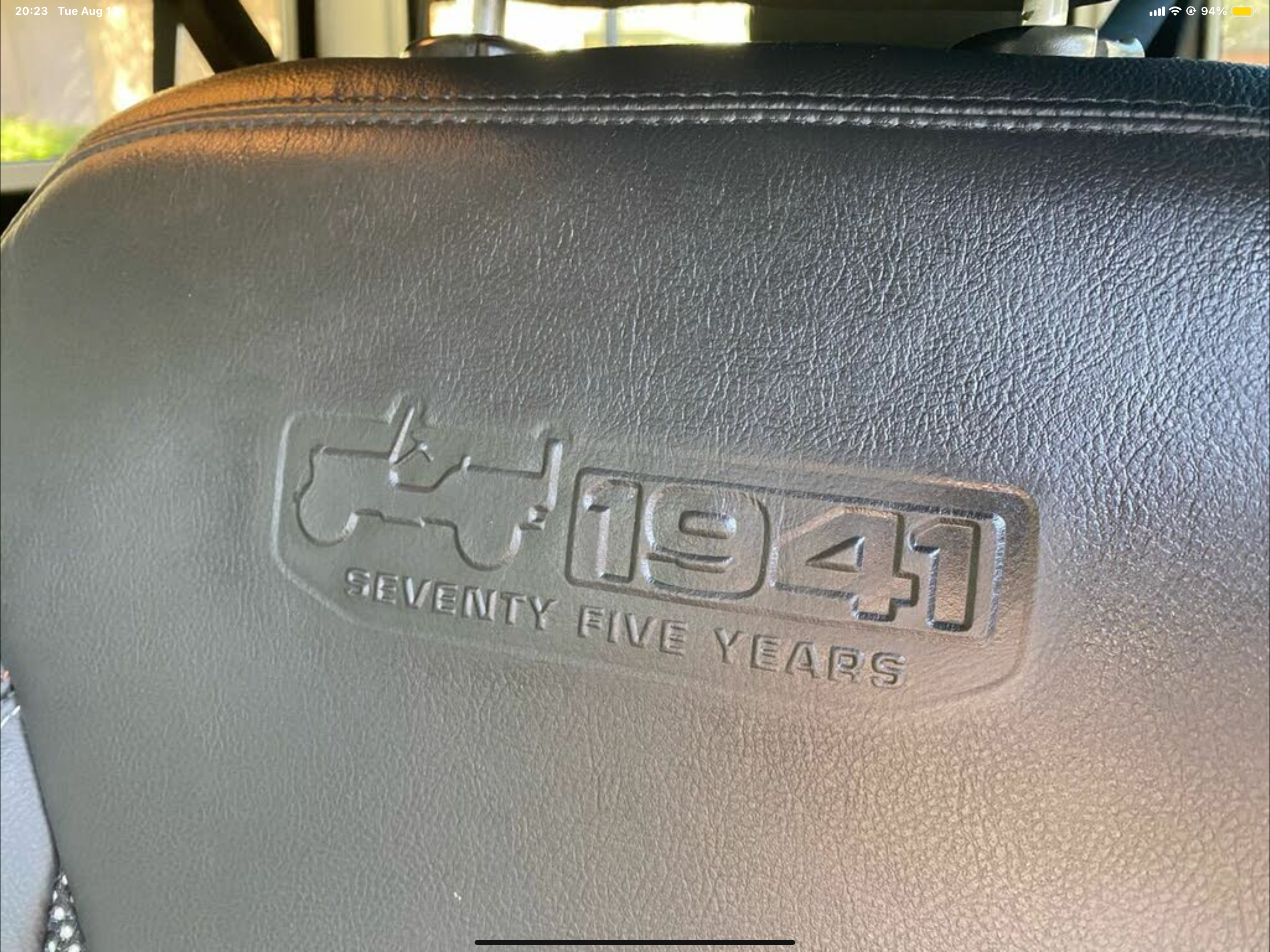 Used 2017 Jeep Wrangler Unlimited Sahara AWD/4WD image 11