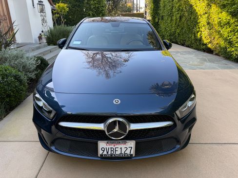 Used 2022 Mercedes-Benz A 220 image 2