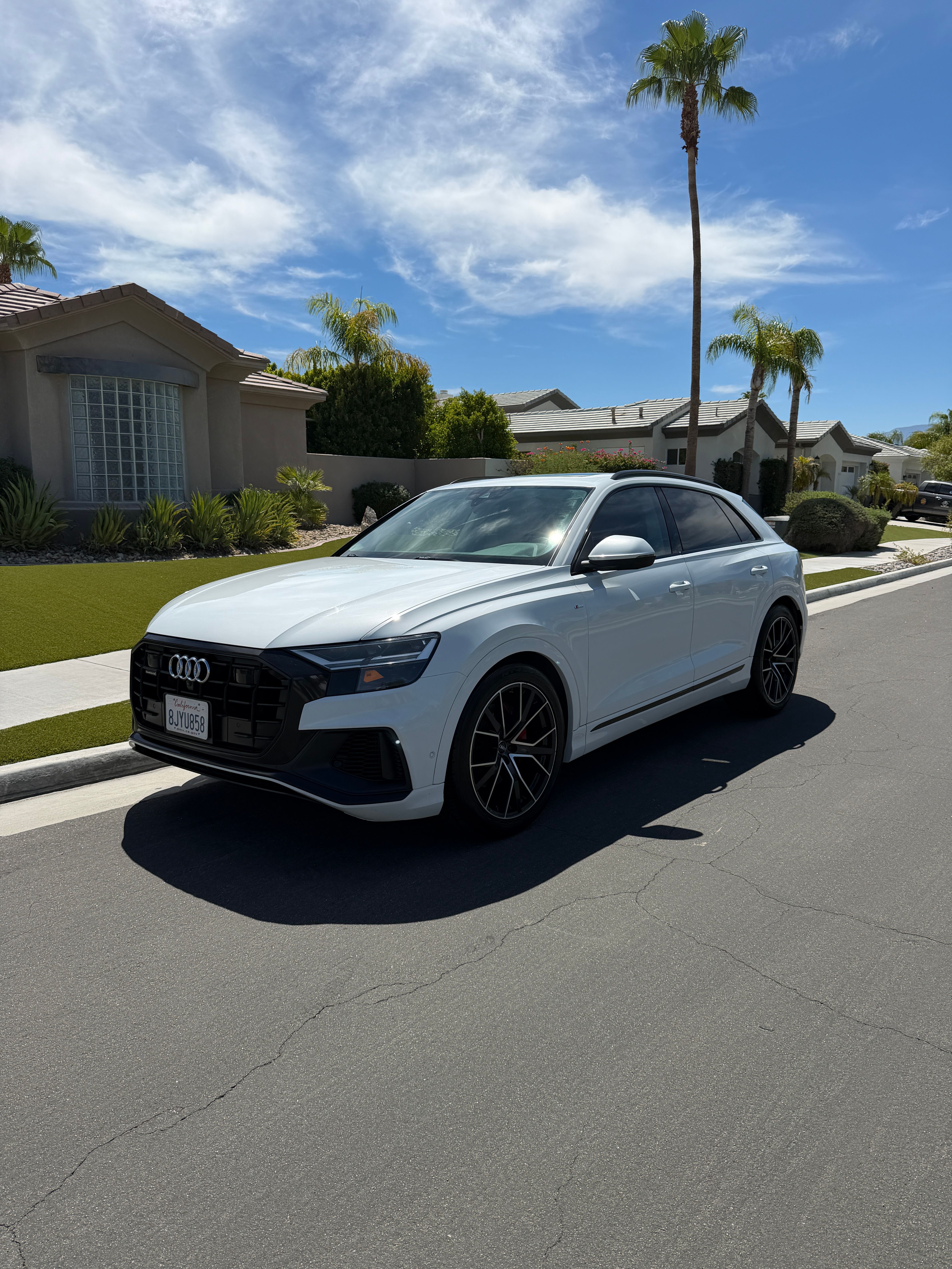 Used 2019 Audi Q8 Premium Plus w/ Premium Plus AWD/4WD image 5