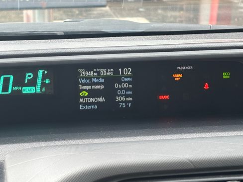 Used 2013 Toyota Prius C One image 4