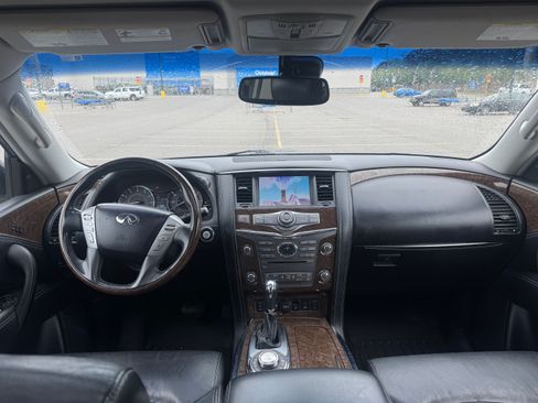 Used 2016 INFINITI QX80 4WD w/ 22" Wheel Package image 28