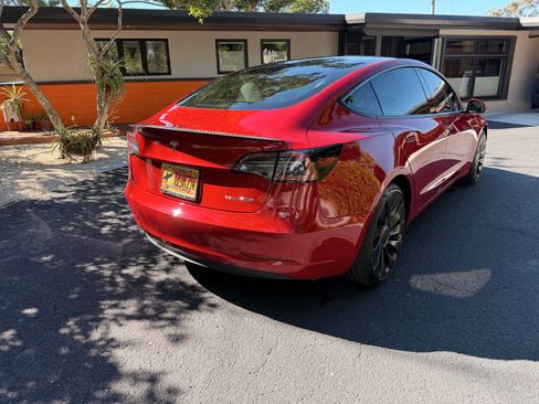 Used 2022 Tesla Model 3 Performance image 8
