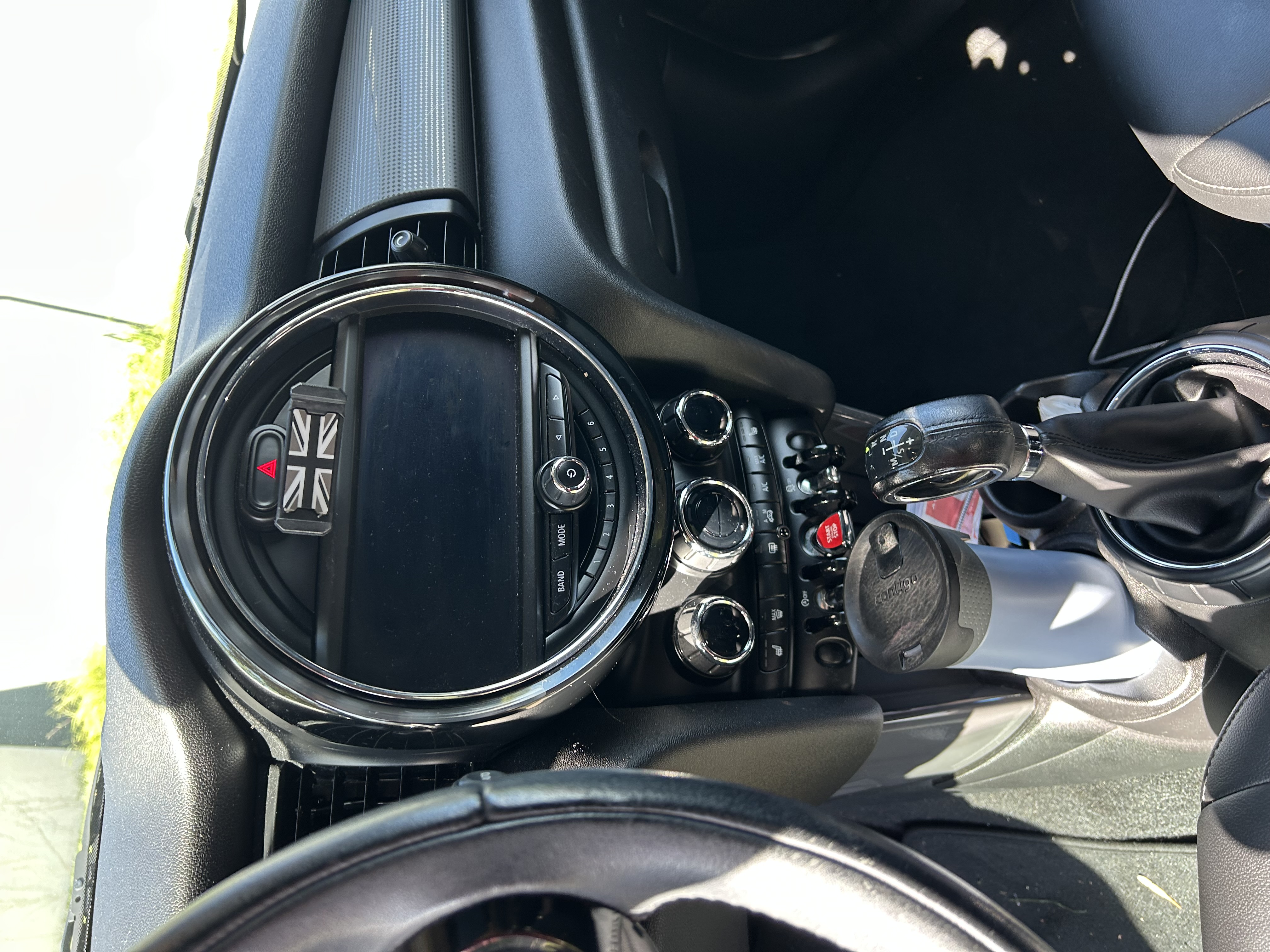 Used 2015 MINI Cooper 2-Door Hardtop FWD image 9