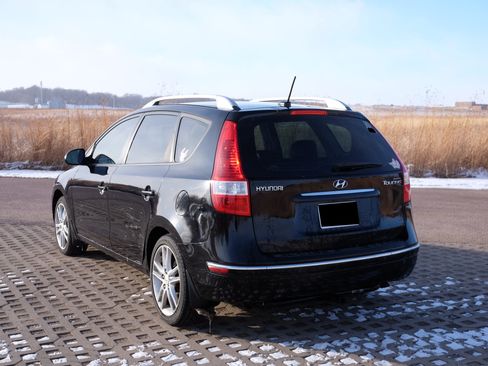 Used 2012 Hyundai Elantra image 10