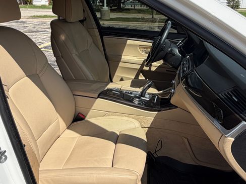 Used 2014 BMW 535i xDrive Sedan AWD/4WD image 12