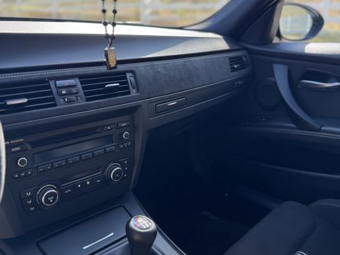 Used 2011 BMW M3 Sedan RWD image 15
