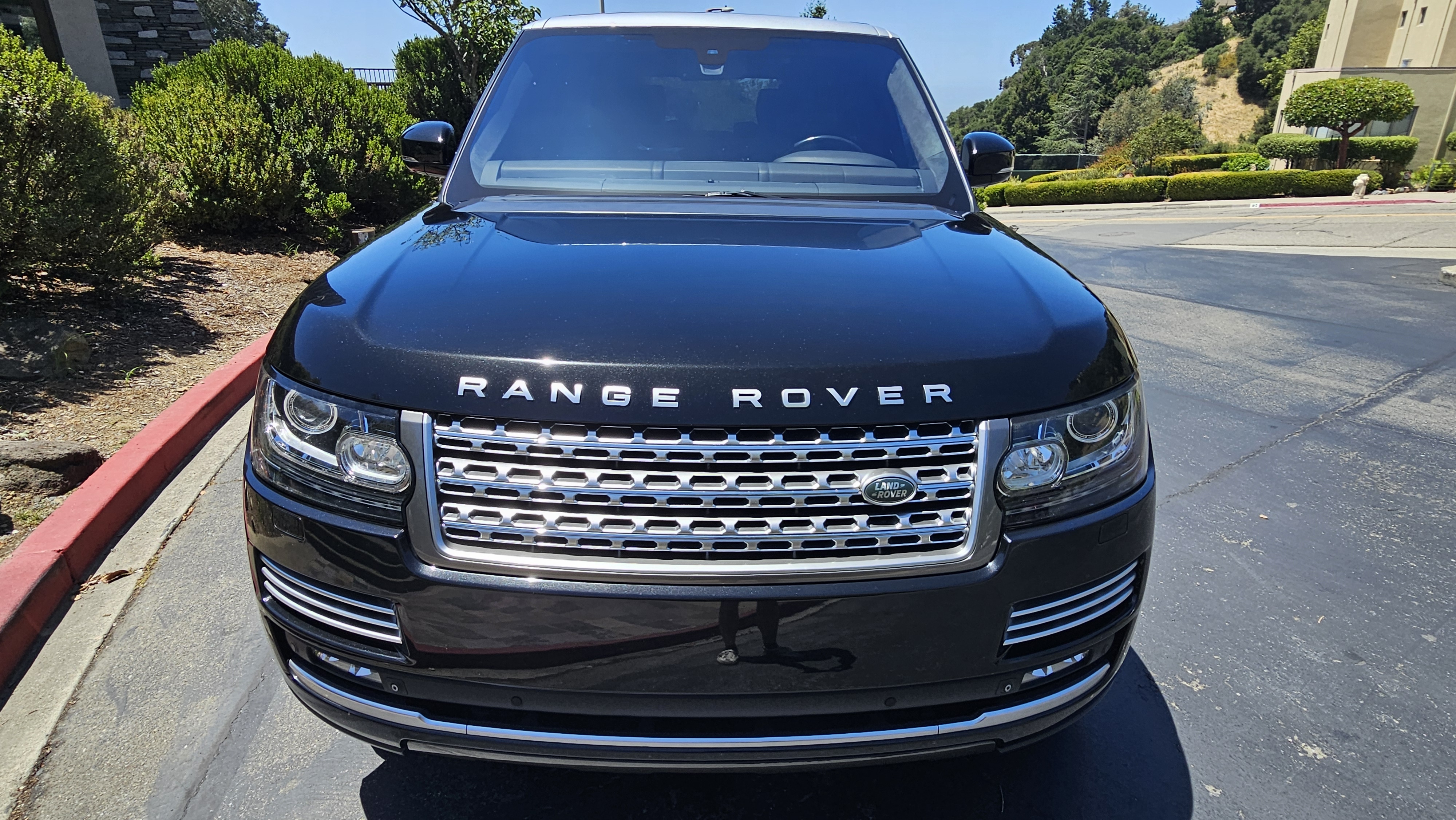 Used 2015 Land Rover Range Rover Autobiography AWD/4WD image 5