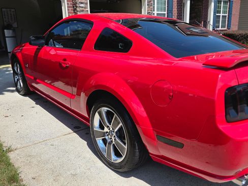 Used 2008 Ford Mustang GT Premium RWD image 15