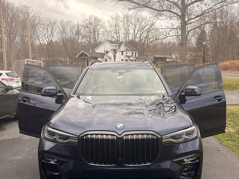 Used 2022 BMW X7 M50i image 26