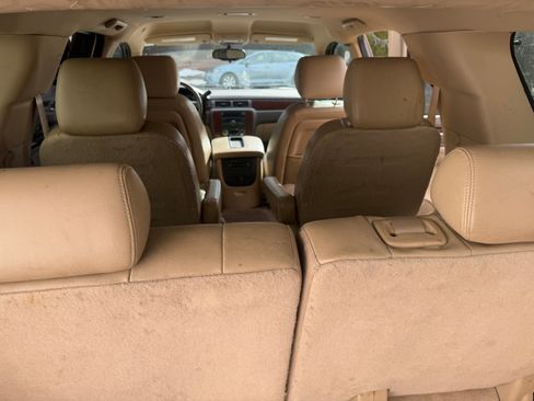 Used 2011 Chevrolet Tahoe LT image 9