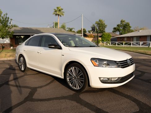 Used 2014 Volkswagen Passat 1.8T Sport image 4
