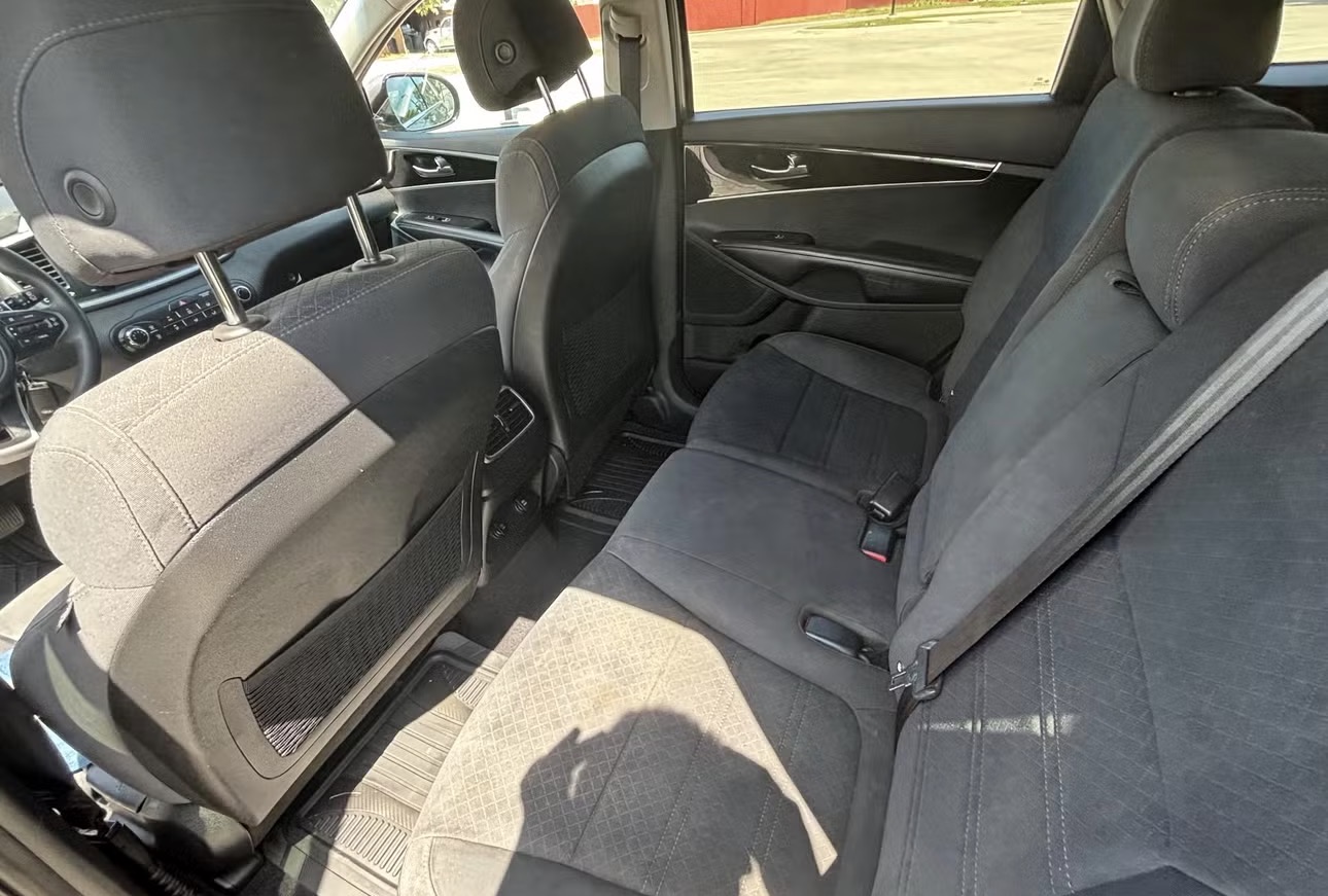 Used 2017 Kia Sorento AWD image 13