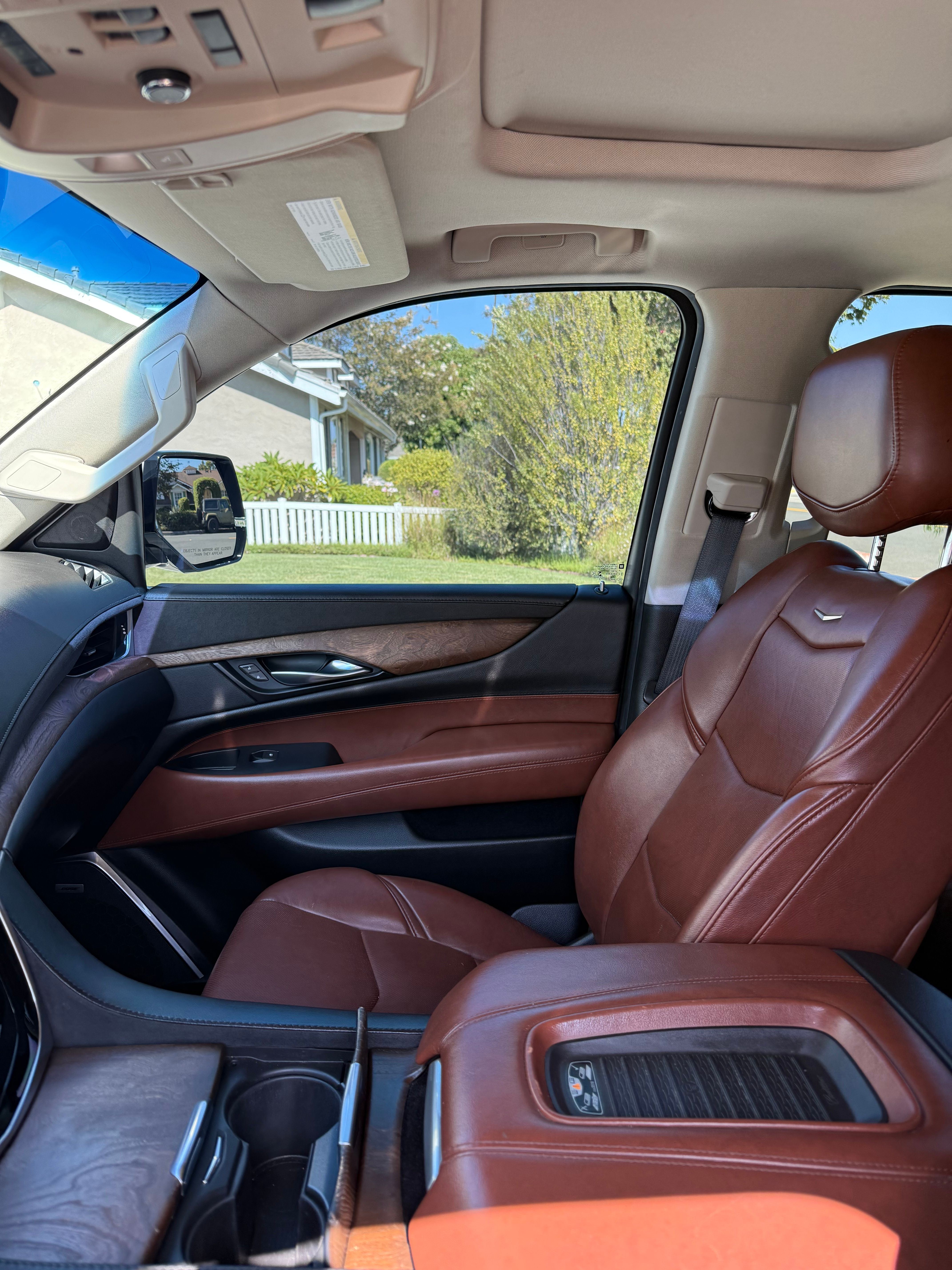 Used 2019 Cadillac Escalade ESV Premium Luxury AWD/4WD image 13