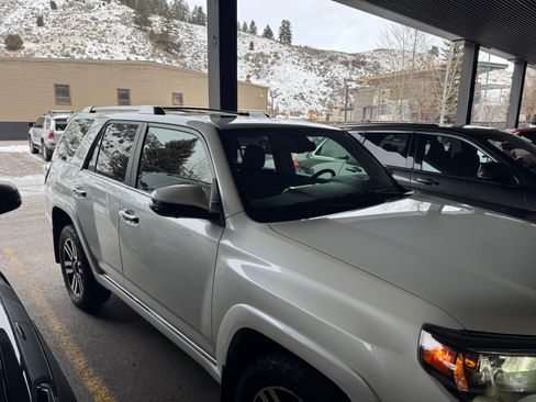 Used 2022 Toyota 4Runner Limited image 5