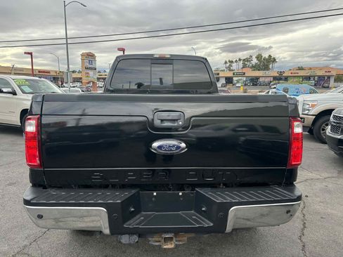 Used 2015 Ford F350 Lariat w/ Chrome Package image 9