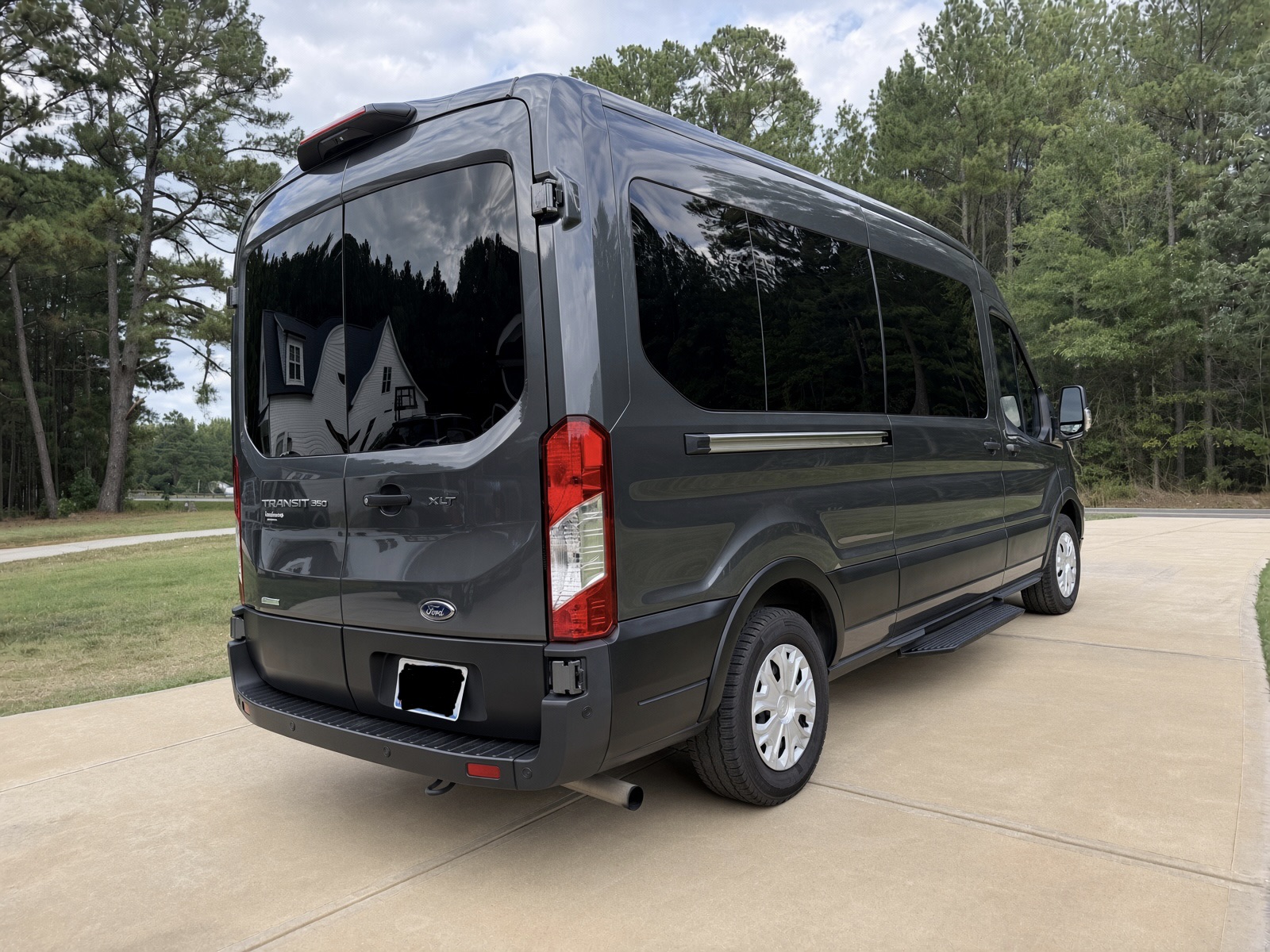 Used 2025 Ford Transit 350 XLT RWD image 6