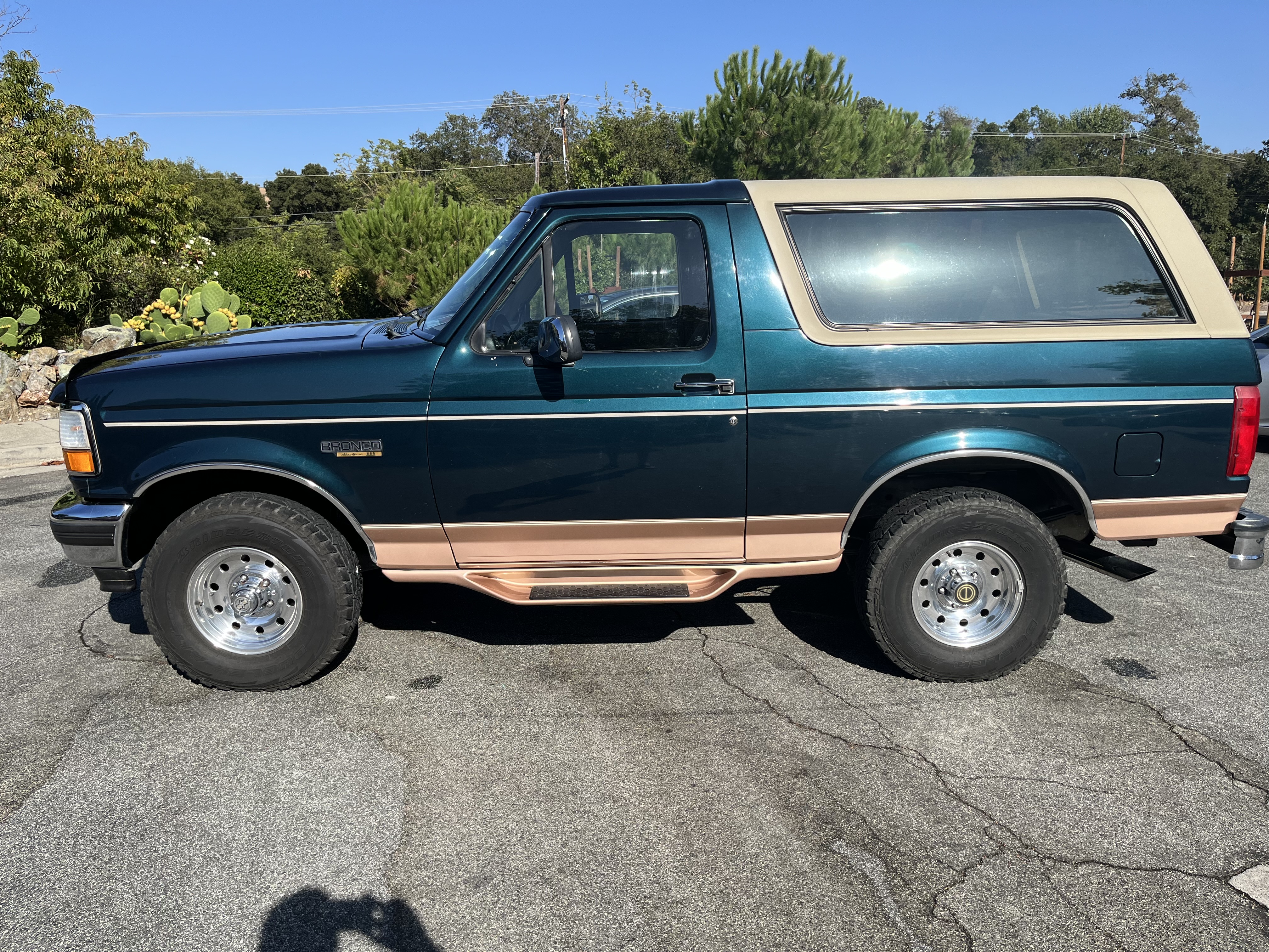 Used 1995 Ford Bronco AWD/4WD image 2