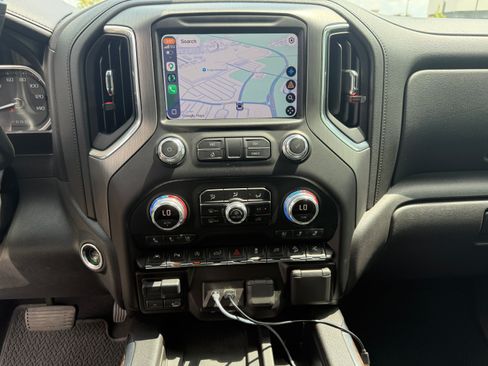Used 2021 GMC Sierra 1500 Denali w/ Denali Ultimate Package AWD/4WD image 19