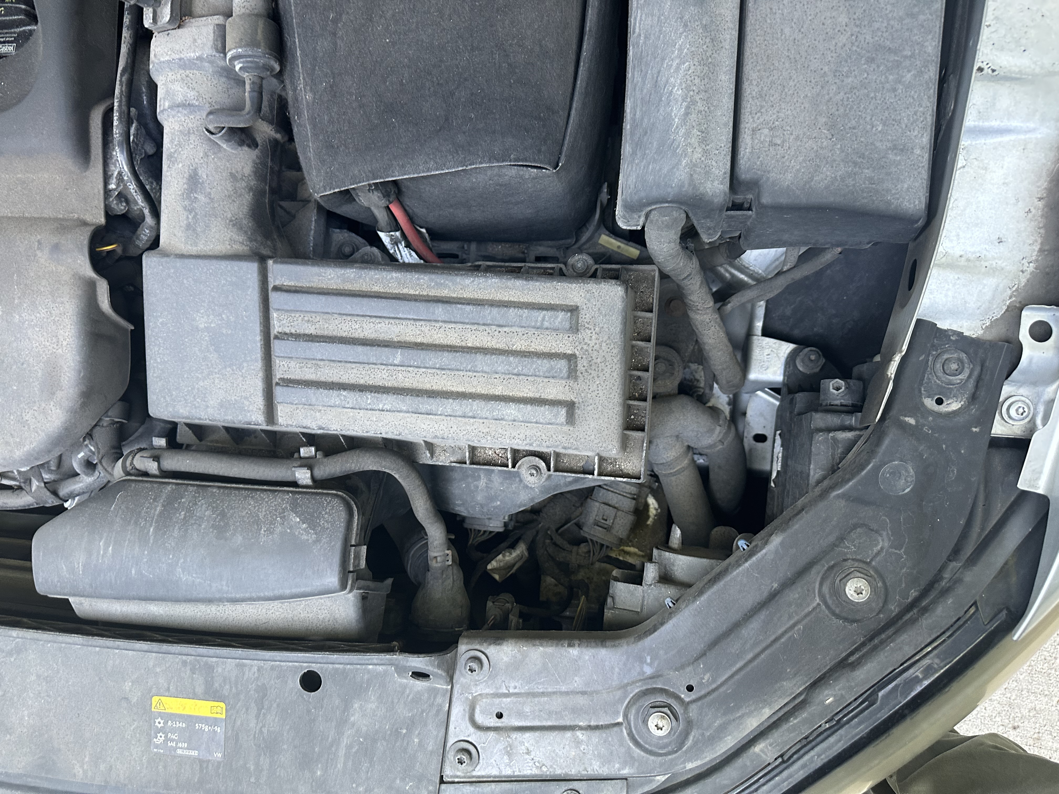 Used 2015 Volkswagen Passat TDI SE FWD image 28