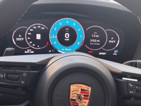 Used 2025 Porsche 911 Carrera RWD image 6