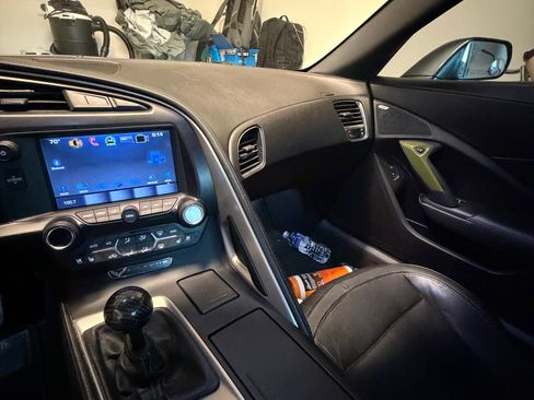 Used 2017 Chevrolet Corvette Stingray Coupe w/ 2LT Preferred Equipment Group image 25