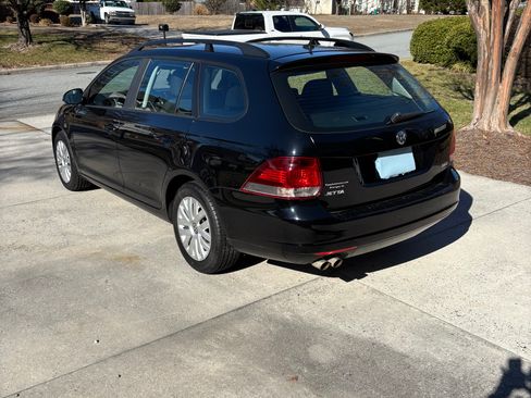 Used 2014 Volkswagen Jetta S image 6