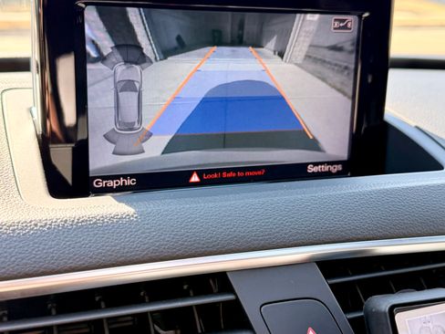 Used 2018 Audi Q3 2.0T Premium Plus w/ Premium Plus Package image 16