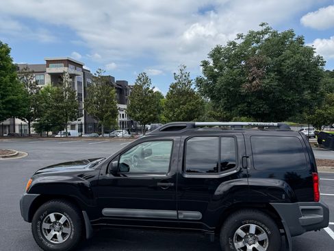 Used 2012 Nissan Xterra PRO-4X w/ Pro-4x Leather Pkg AWD/4WD image 11