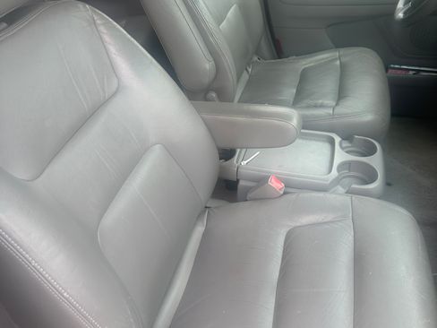 Used 2002 Honda Odyssey EX image 9