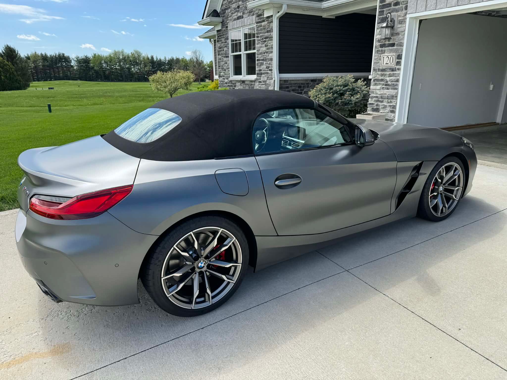 Used 2022 BMW Z4 M40i w/ Premium Package RWD image 1