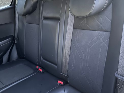 Used 2018 Chevrolet Trax LT w/ LT Convenience Package image 23