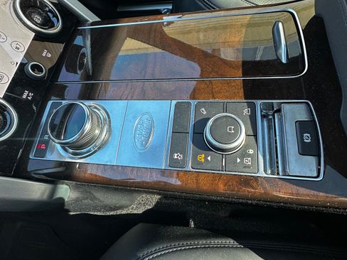 Used 2021 Land Rover Range Rover P525 Westminster Edition LWB image 8