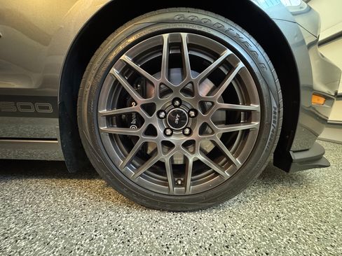 Used 2013 Ford Mustang Shelby GT500 RWD image 14