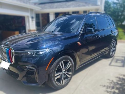 Used 2019 BMW X7 xDrive40i w/ Premium Package AWD/4WD image 4