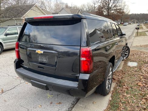 Used 2016 Chevrolet Suburban LTZ image 5