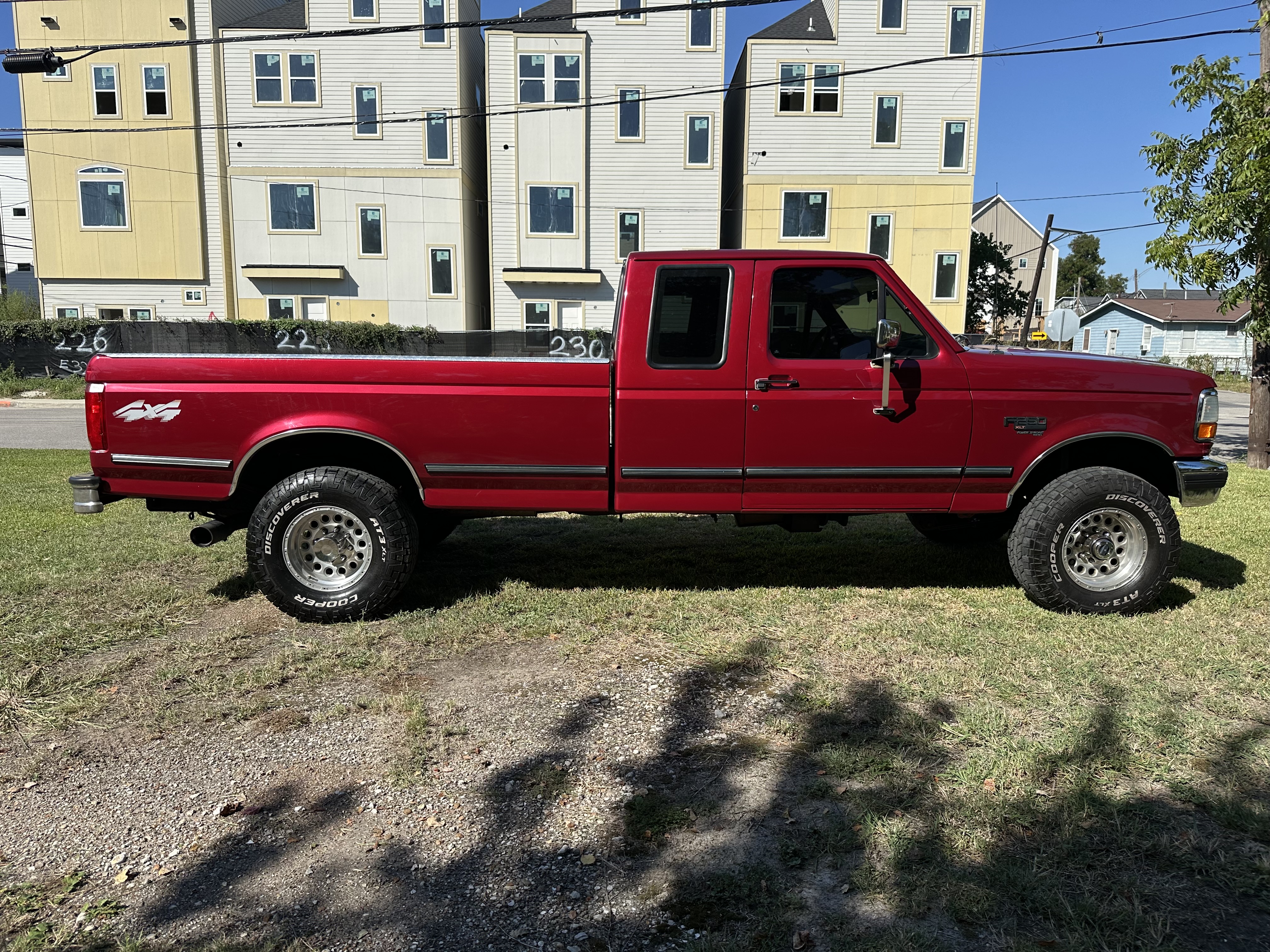 Used 1995 Ford F250 4x4 SuperCab image 2