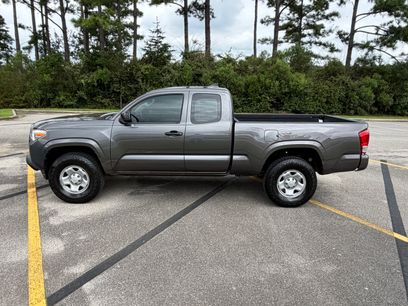 Used 2017 Toyota Tacoma SR