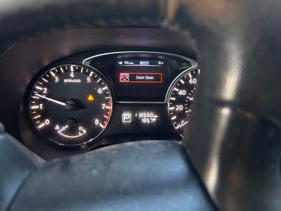 Used 2013 Nissan Pathfinder SV