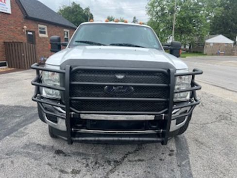 Used 2015 Ford F350 XL w/ Power Equipment Group image 8