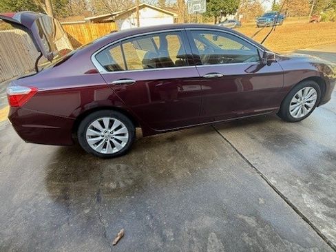 Used 2015 Honda Accord EX-L image 9