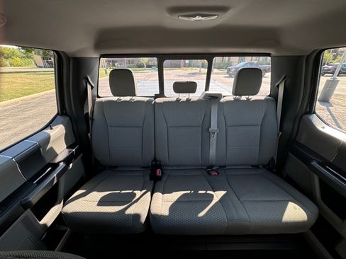 Used 2017 Ford F250 XLT w/ XLT Premium Package image 23