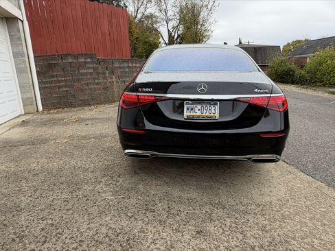 Used 2021 Mercedes-Benz S 580 S 580 4MATIC Sedan 4D image 9