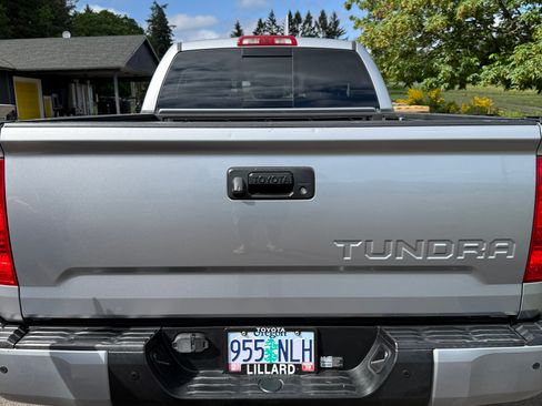 Used 2018 Toyota Tundra SR5 w/ TRD Off Road Package AWD/4WD image 8