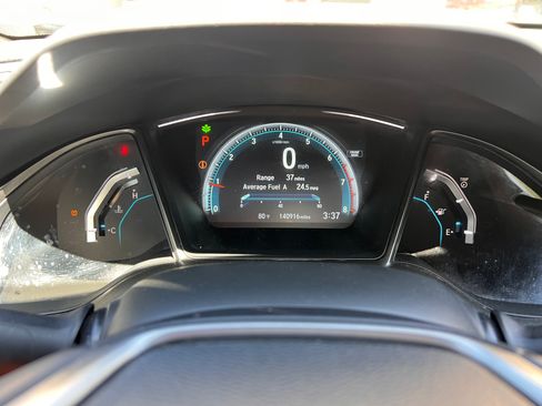 Used 2017 Honda Civic EX-L image 11