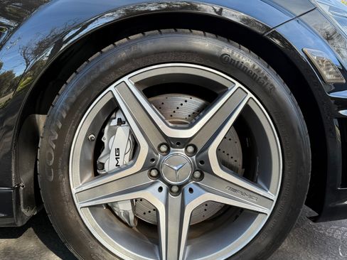 Used 2010 Mercedes-Benz C 63 AMG Sedan image 15